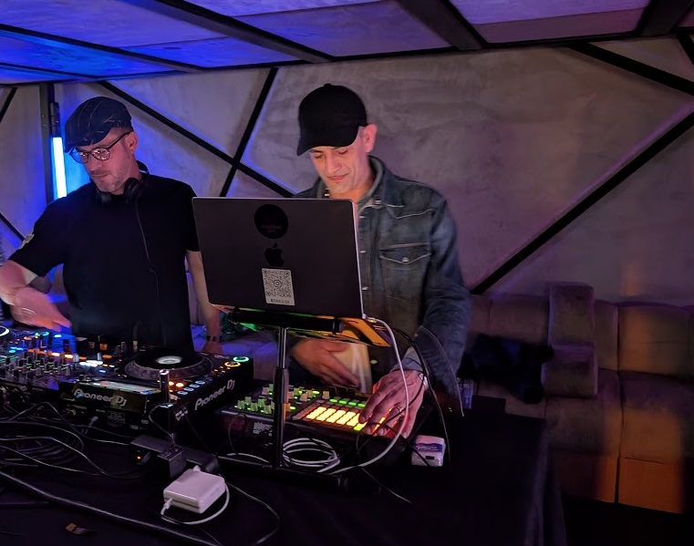 DJ-Auftritt Galerie Club Zürich