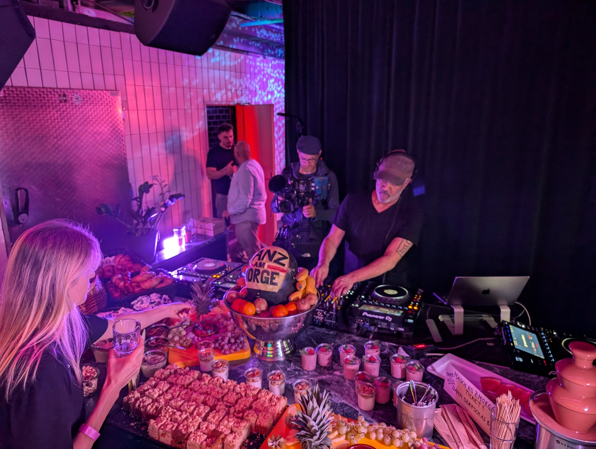 Die Reise geht weiter - Tanz am Morgen